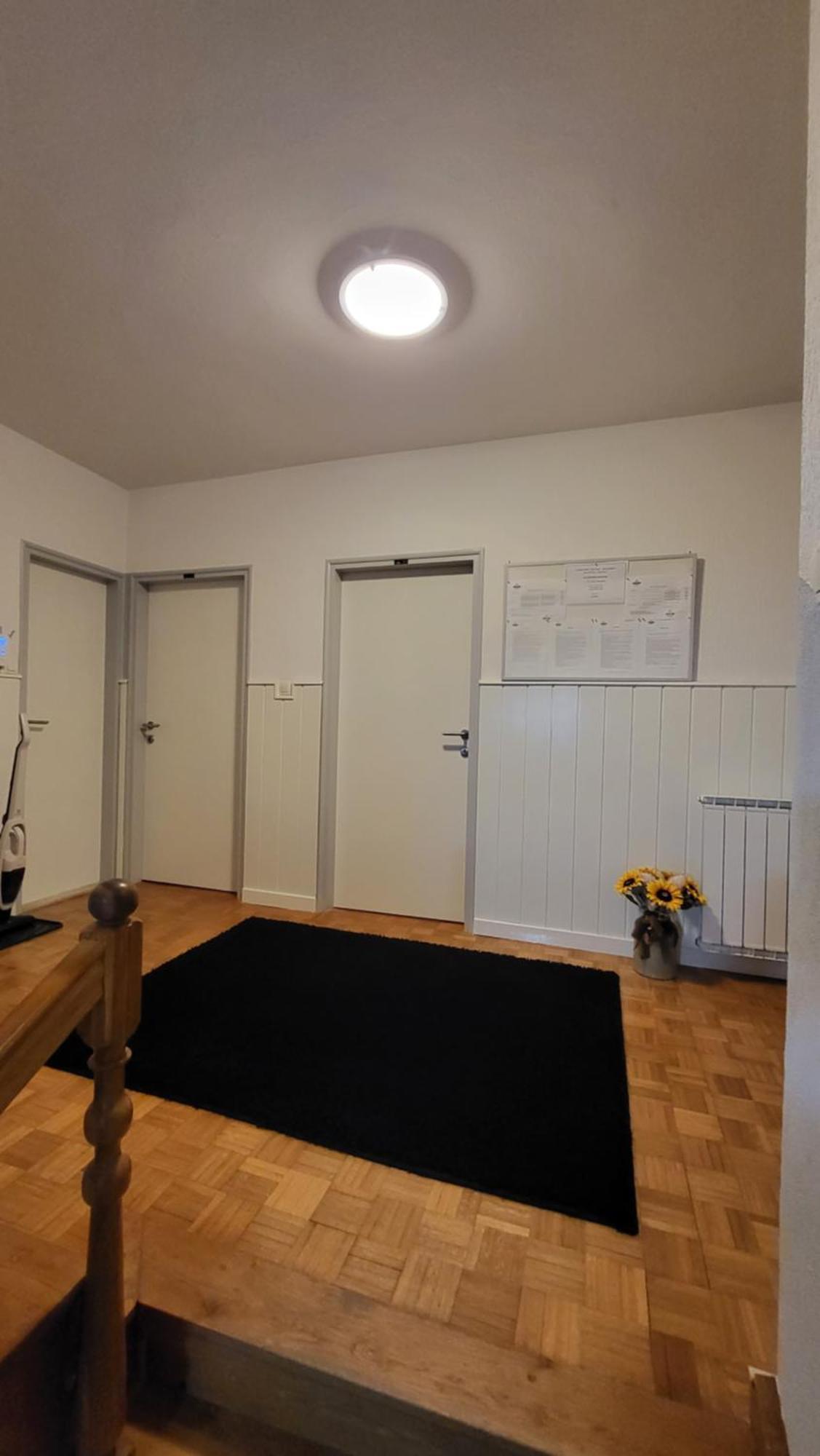 Beach Apartment Alvi Banjol Exterior foto